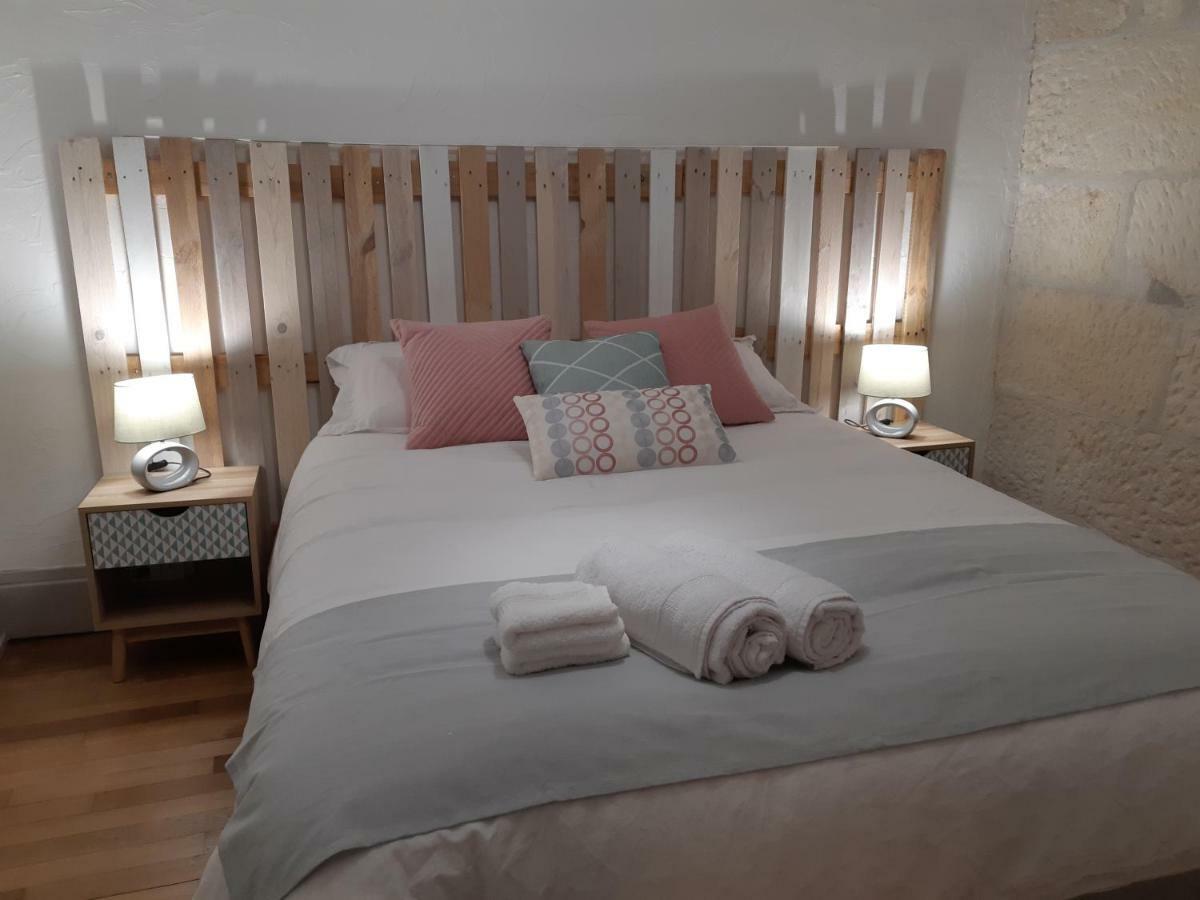 Le Vaillant, Appartement T2, Proche Gare, Hyper-Centre Et Marais, 1 A 2 Personnes, Wifi Бурж Экстерьер фото